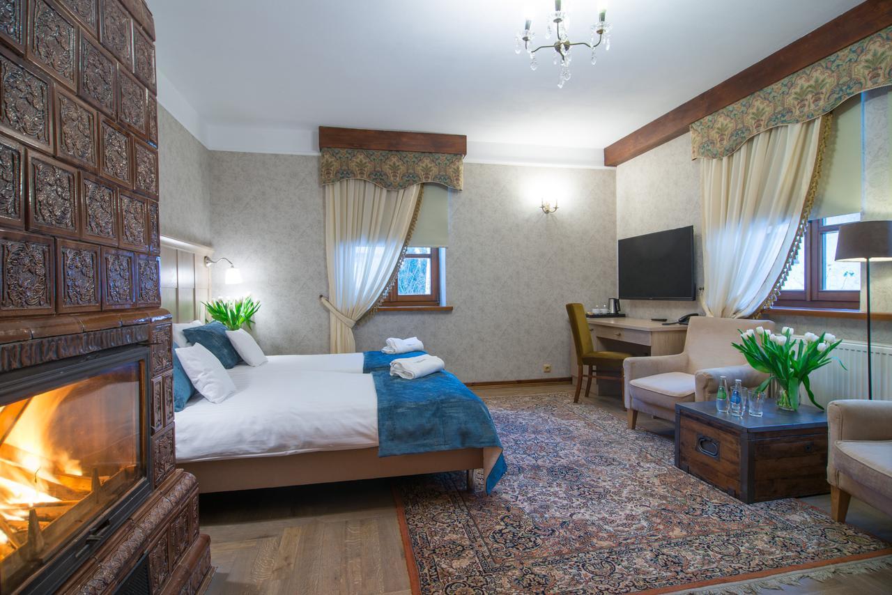 Hotel Folwark Walencja Kazimierz Dolny Exterior foto